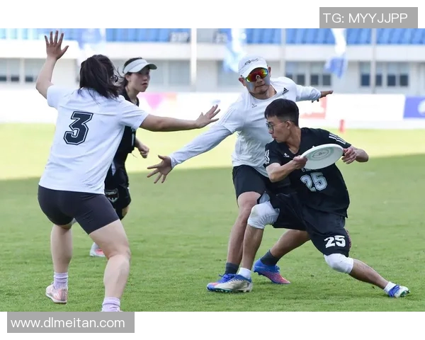 南京飞盘队的节奏分析与比赛表现的得失总结
